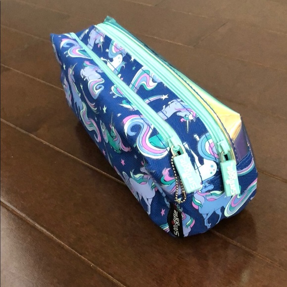 Pencil case - Picture 3 of 3